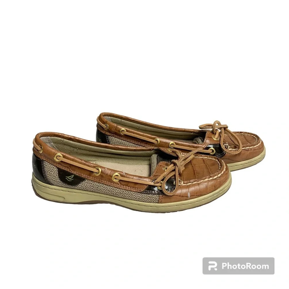Sperry Topsiders size 6.5M brown/cream leather ties some cracking on the sides